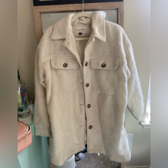 Universal Thread Jackets & Blazers - White Tufted Jacket/Coat